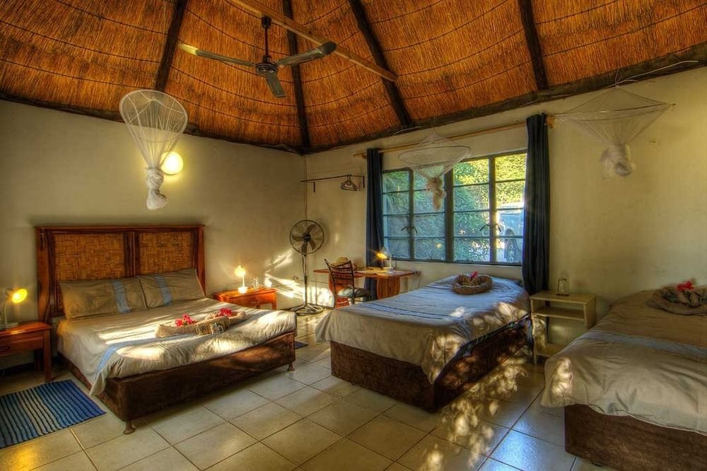 Okavango River Lodge 马翁 外观 照片