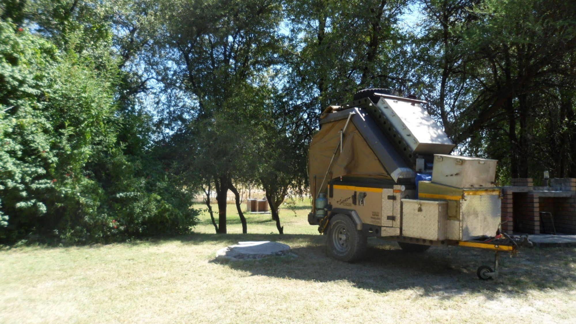 Okavango River Lodge 马翁 外观 照片