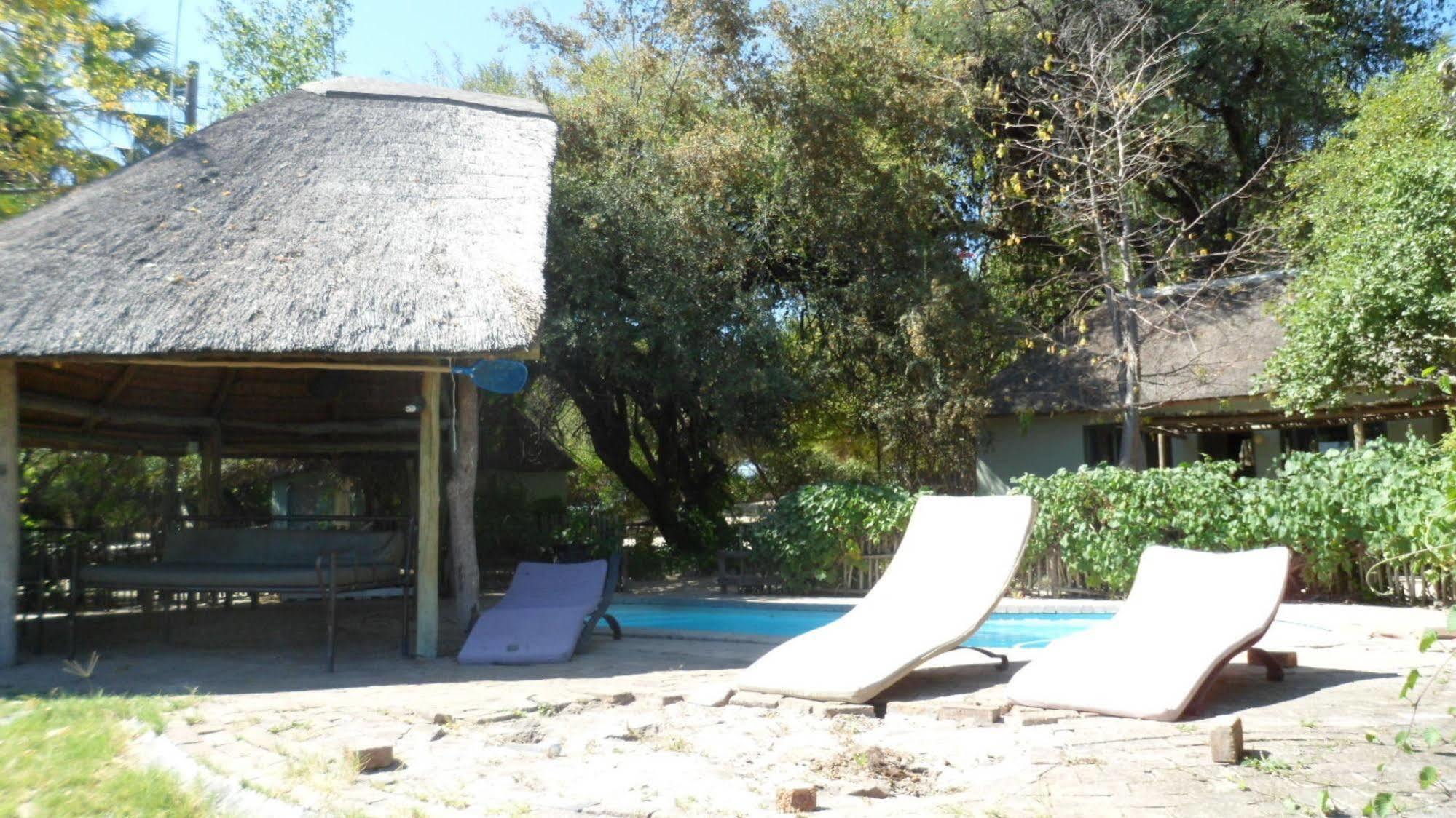 Okavango River Lodge 马翁 外观 照片